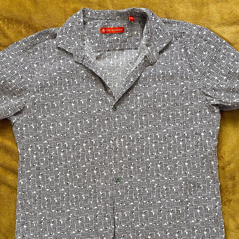 Tori Richard Shirt